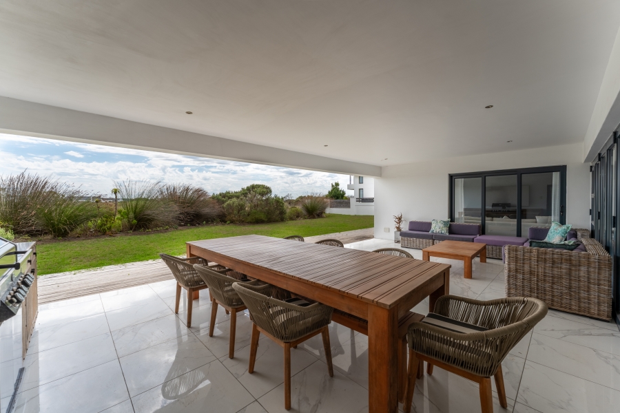 4 Bedroom Property for Sale in St Francis Links Eastern Cape